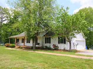 1000 B Hall Rd, Cadiz, KY 42211