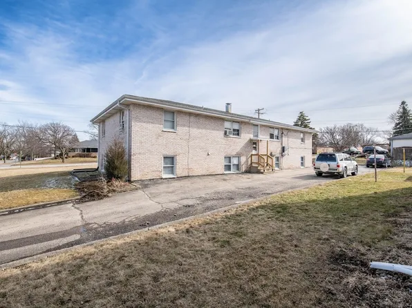 501 Pasadena Ave, Crest Hill, IL 60403