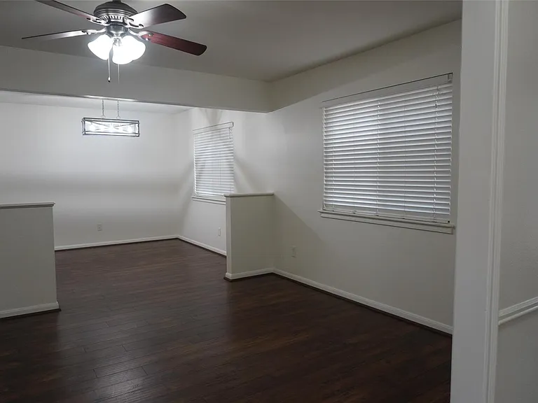 10703 Wickersham Ln — Photo 19