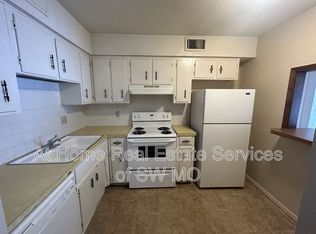 933 S Wildan Ave APT 5, Springfield, MO 65802