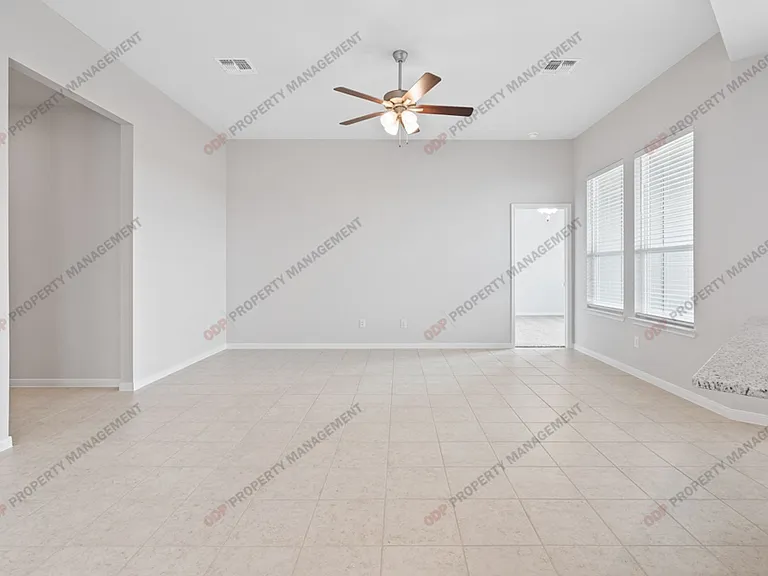 2221 Chia Ct — Photo 16