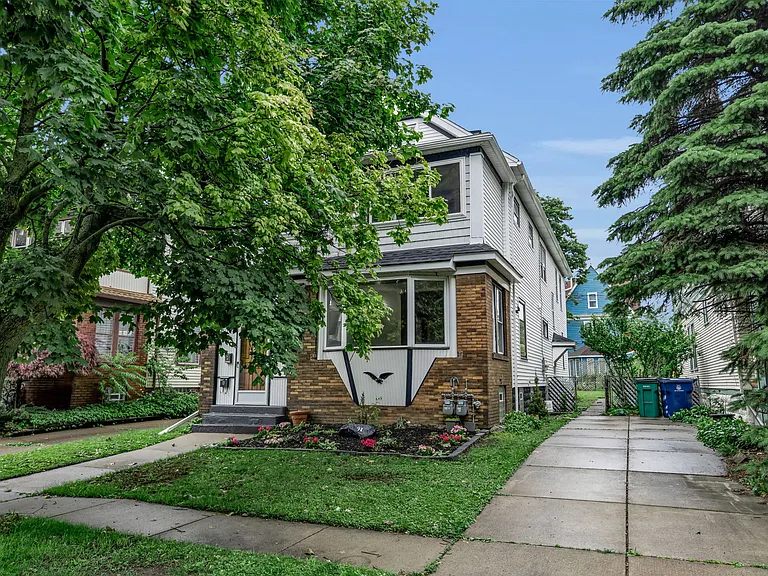 91 Saint Johns Parkside St #1 — Photo 17