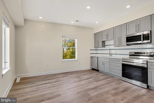 511 Gorgas Ln #E Photo 1