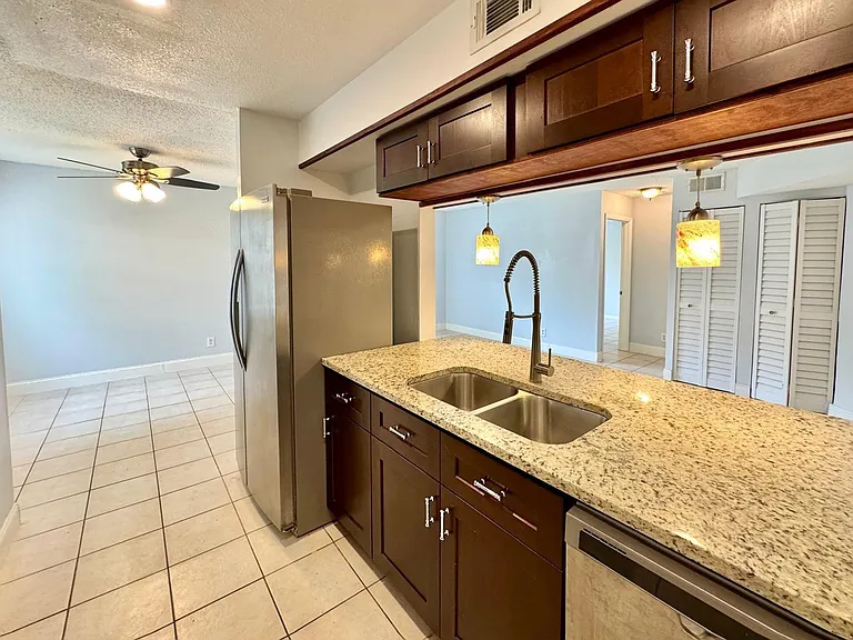 334 SW 86th Ave #108 — Photo 8