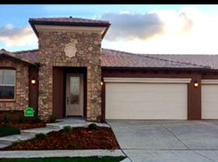 5852 E Burns Ave, Fresno, CA