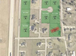 15 Antique Rose Ct, Camdenton, MO 65020