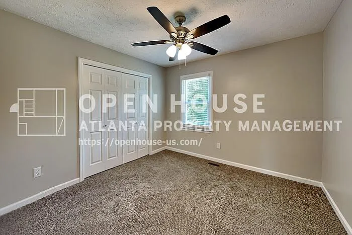 450 Sumer Ln N — Photo 26