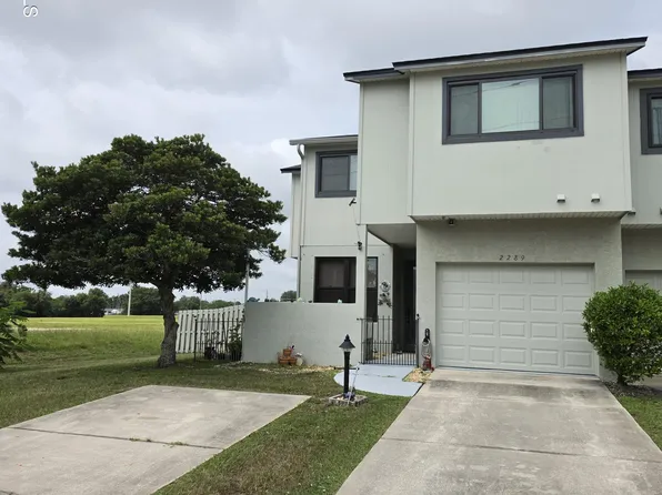 2289 Heritage Dr, Titusville, FL 32780