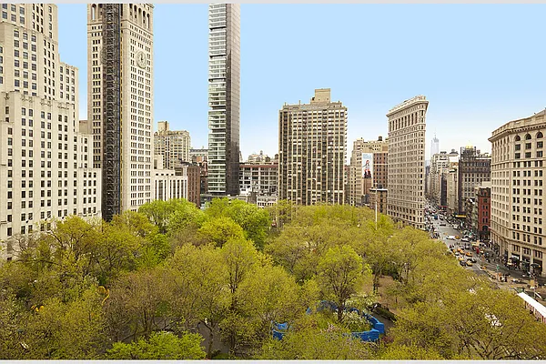 Sold by Stribling | media 12