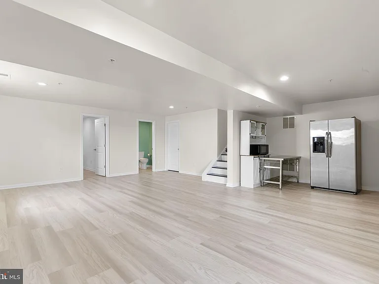 310 Mackintosh Rd — Photo 39