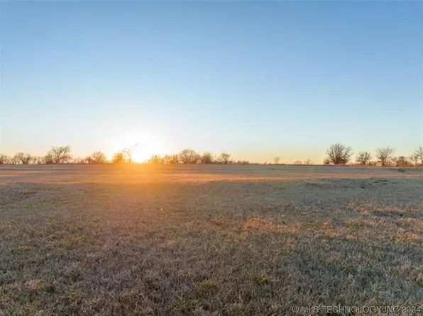 22 Highway 51b #E, Porter, OK 74454