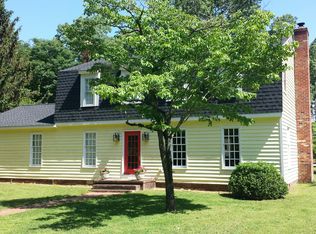 121 Lafayette Rd, Yorktown, VA 23690