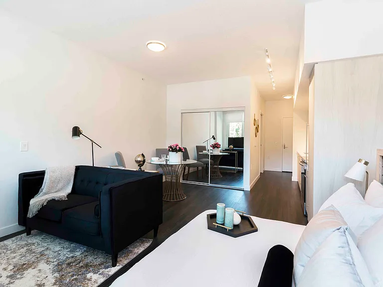 1711 Lions Gate Ln — Photo 23