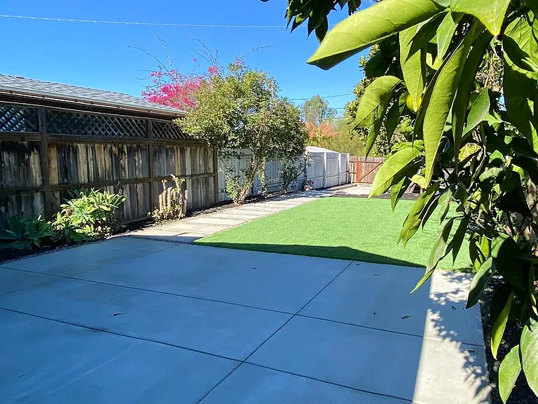 1420 Brookes Ave — Photo 19