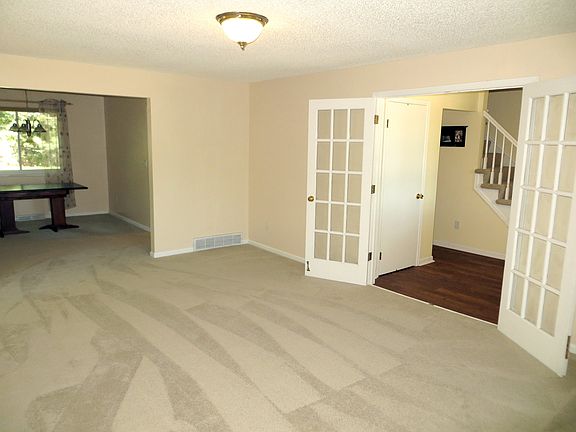 living-dining rooms