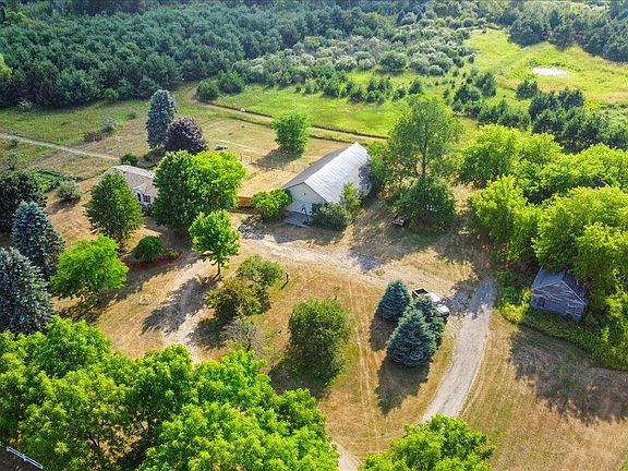 2nd image of 11383 Bale Rd