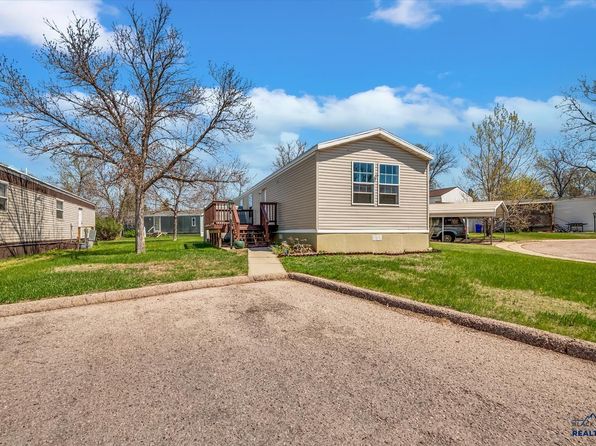 1702 E Highway 44