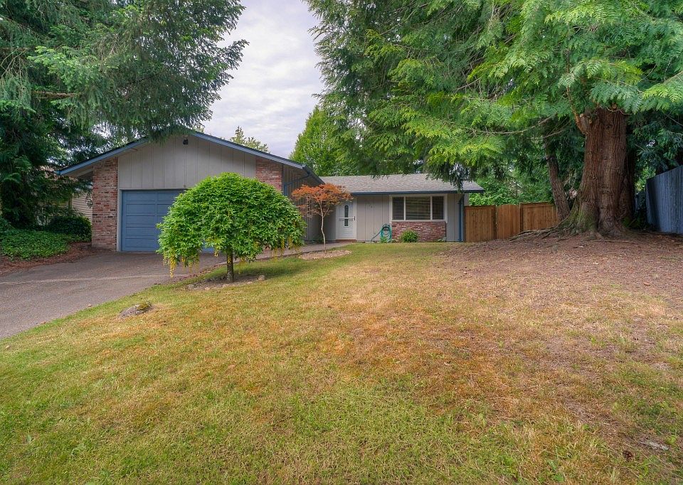 1st image of 2324 Parkwood Blvd