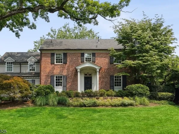 26 Knollwood Rd, Millburn Twp., NJ 07078