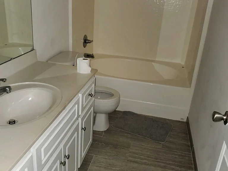162 Crestland Dr — Photo 8