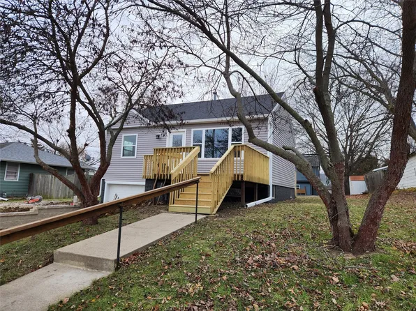 814 E Marion St, Knoxville, IA 50138