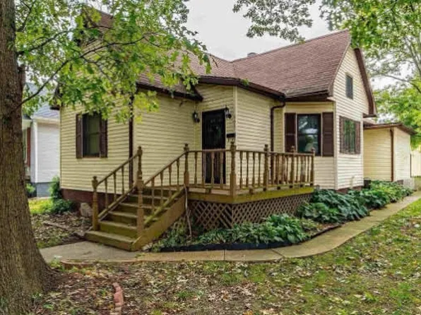 905 Decatur St, Lincoln, IL 62656