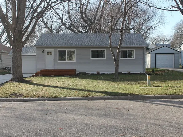 1734 11th St, Manson, IA 50563