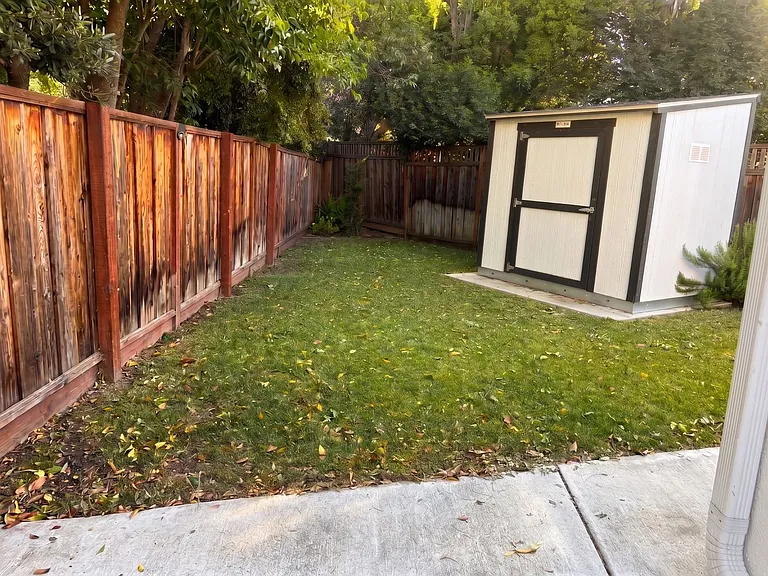 330 Broadmoor Blvd — Photo 19