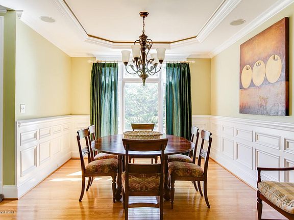 8814 Summit Ridge Dr-6