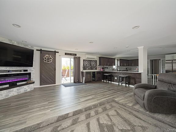 5th image of 41 Martin Drive