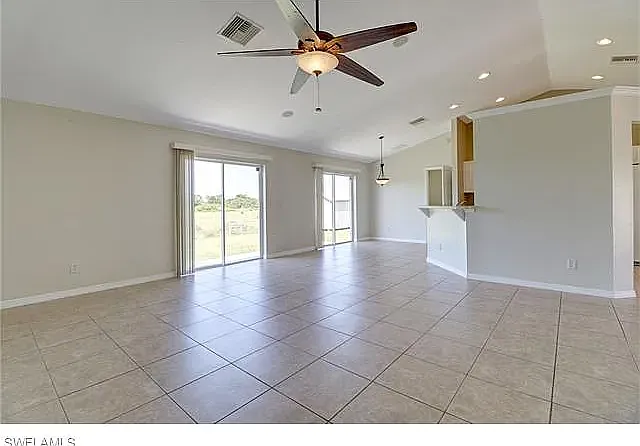469 Rayford St — Photo 20
