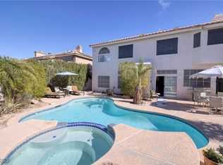 13 White Tail Ct, Henderson, NV 89074