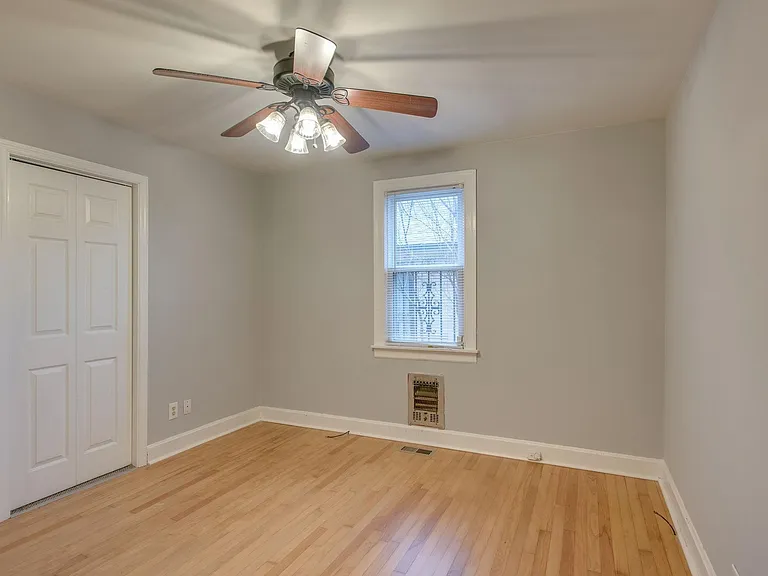 1812 Hillside Ave — Photo 6