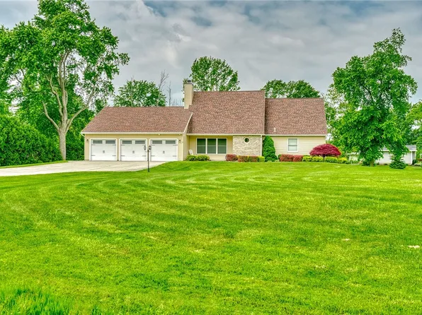 3 Dean Rd, Spencerport, NY 14559