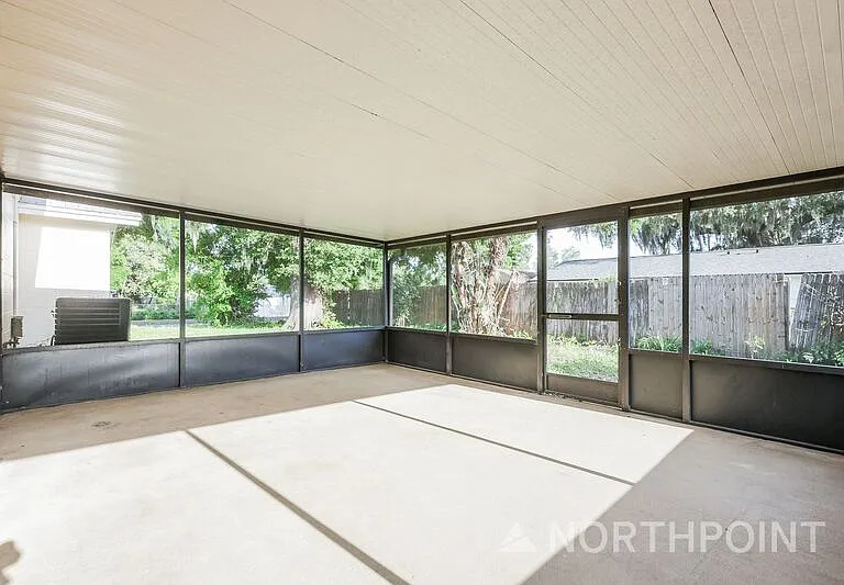 601 Highview Ter S — Photo 8
