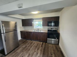 4117 Woodside Dr #4, Pompano Beach, FL 33065