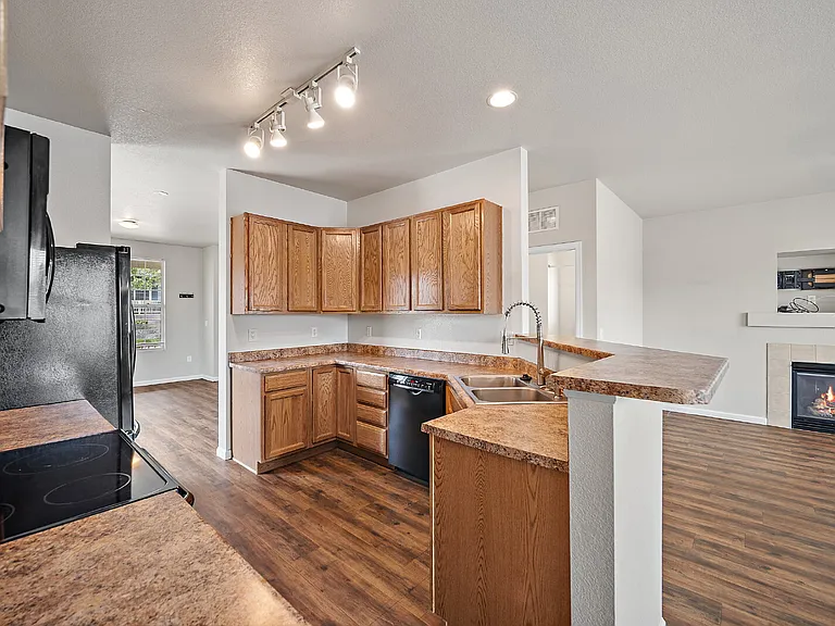 2211 Downend St — Photo 26