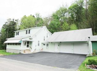 2716 Jerome Hill Rd, Hollsopple, PA 15935
