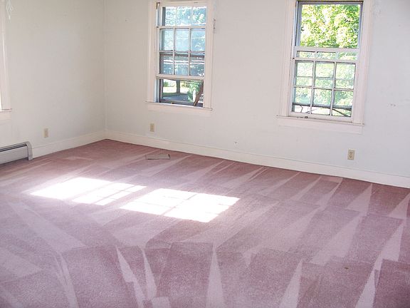 bedroom 1 (on 2nd floor)