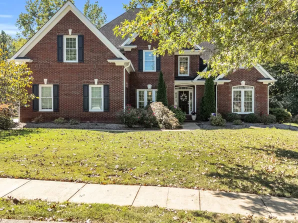 1977 Turnberry Cir, Hixson, TN 37343