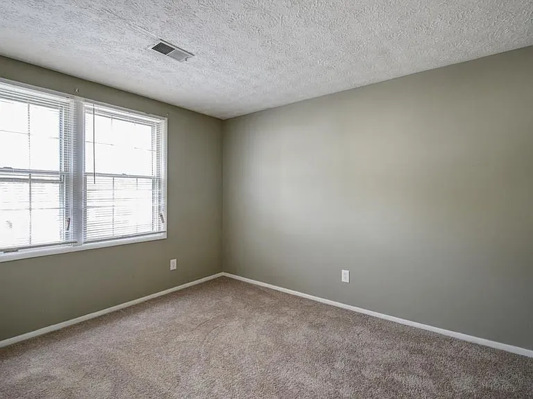 2887 Royal Path Ct — Photo 13