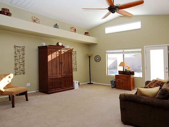 4th image of 17597 W Acacia Ct