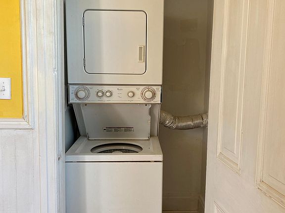 3rd image of 3308 Salena St Floor 2