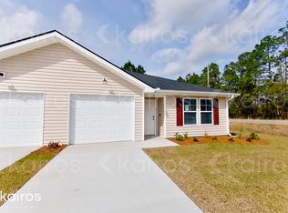 10 Cottage Grove Dr, Brunswick, GA 31525