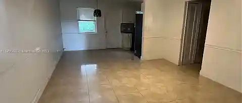 1st image of 2641 Polk St APT 6