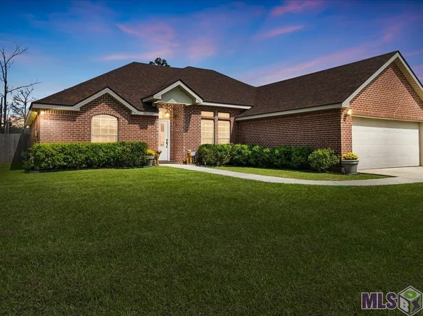 16099 Blue Bayou St, Ponchatoula, LA 70454