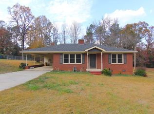 105 Lupo Dr, Greenwood, SC 29649