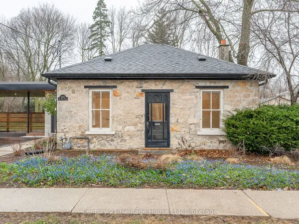 226 Exhibition St, Guelph, ON N1H 4R5