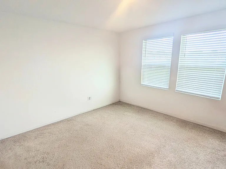 5686 Archipelago St — Photo 17