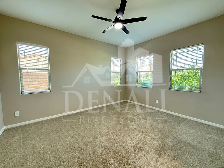 4443 N 201st Ave — Photo 3